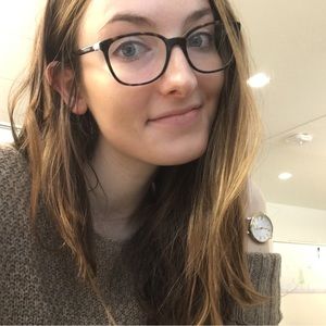 Meet your Posher, Abby